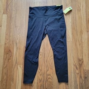 Fabletics High-Rise 7/8 Legging - XXL - Black